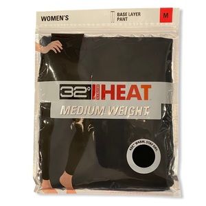SOLD- NWT 32 Degrees Weatherproof Women base layer pants